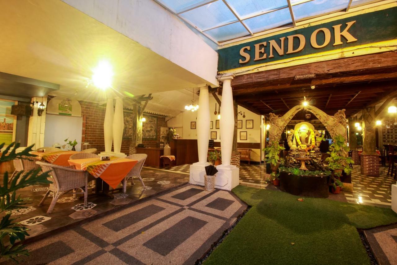 Sendok Hotel Mangsit Zewnętrze zdjęcie